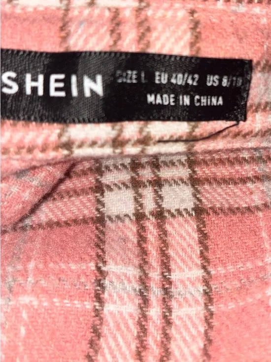 SHEIN Pink Plaid Button-Up Shirt w/ a Dolly Parton Graphic Tee - Picture 6 of 9